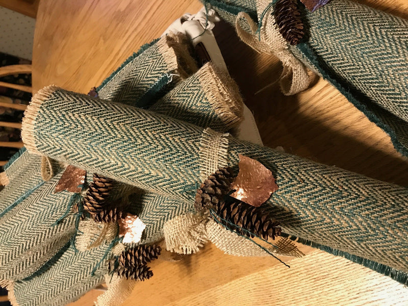 Holiday Burlap Table Runner - Celebrate Local, Shop The Best of Ohio